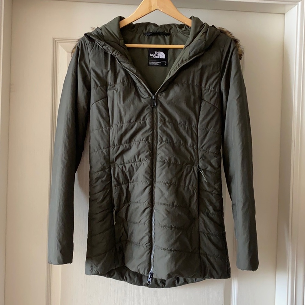 North Face Water Resistant Jacket w/Faux Fur - Picture 3 of 8